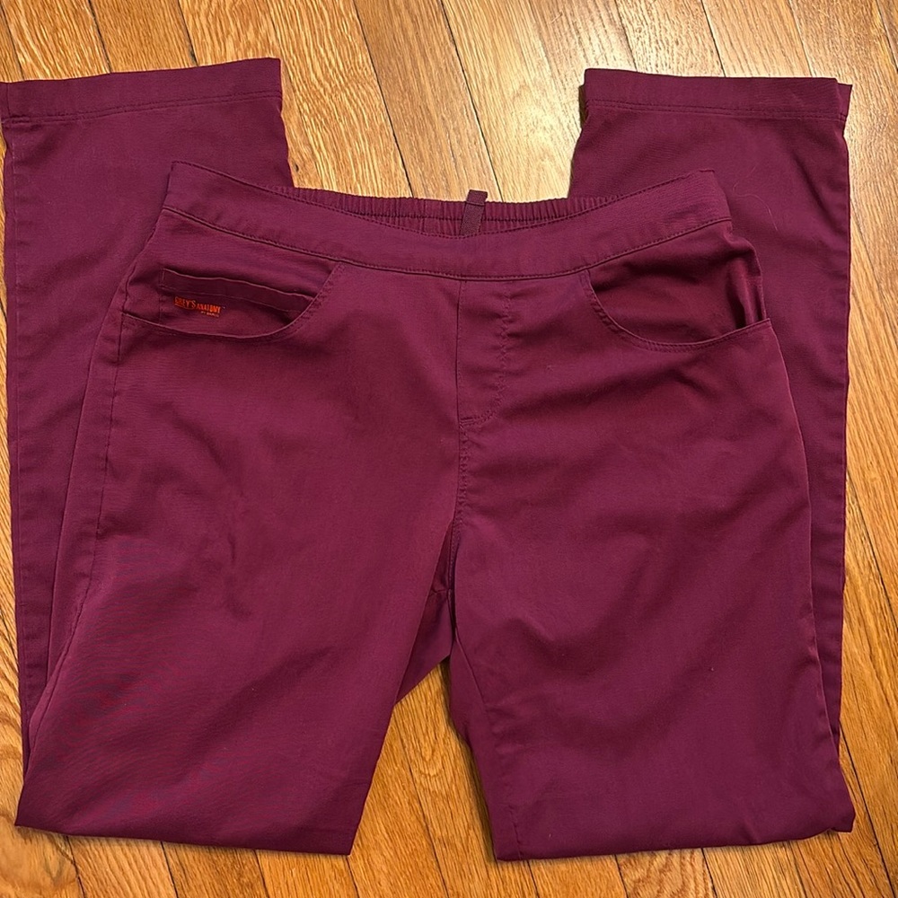 Greys anatomy maroon scrub pants